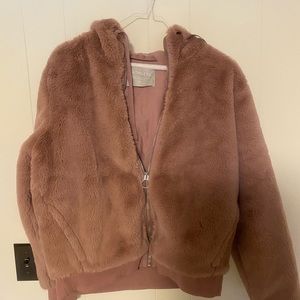 Women’s Athleta jacket